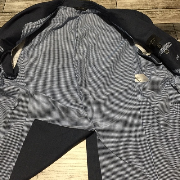 Banana Republic Tailored Slim Fit Plaid Blazer Men’s 42 Blue 2 Button - Picture 8 of 10